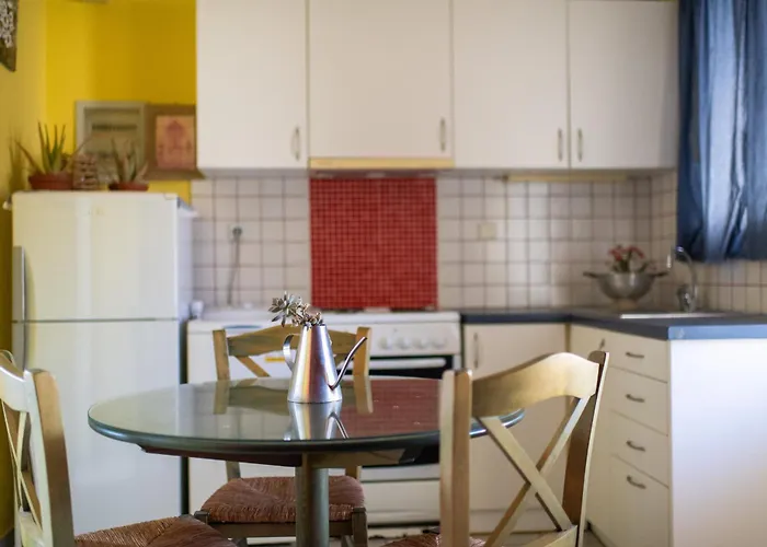 Amarylis Aparthotel 3*